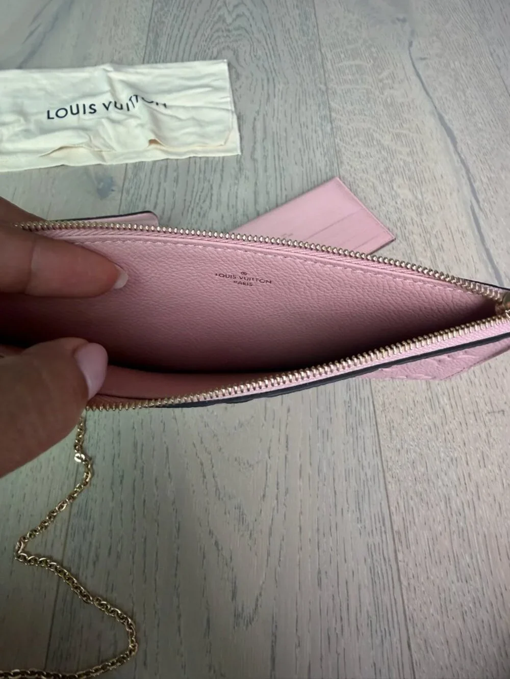 Louis Vuitton Pochette Félicie Monogram Empreinte Rose Poudre